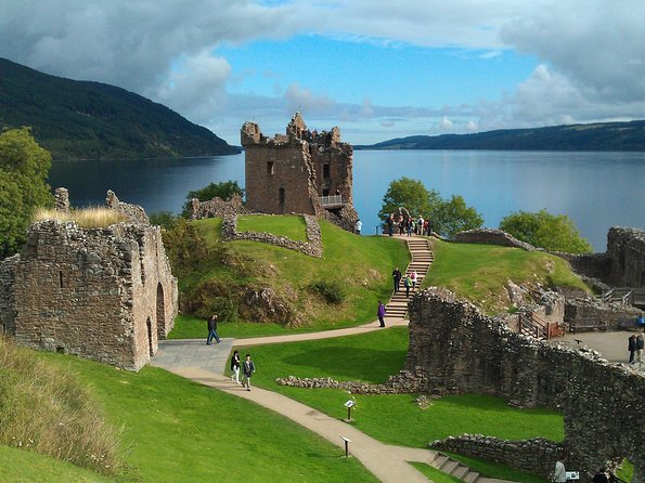 2-Day Inverness and the Highlands Very Small Group Tour from Edinburgh - The Hermitage and the Forth bridges