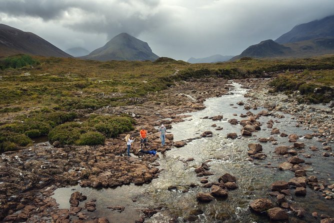 3-Day Isle of Skye Inverness Highlands and Glenfinnan Viaduct Tour from Edinburgh - Day three: Loch Ness, Culloden, and Clava Cairns