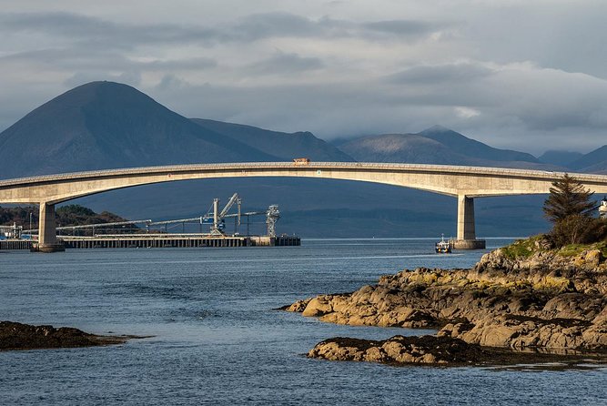3-Day Isle of Skye Inverness Highlands and Glenfinnan Viaduct Tour from Edinburgh - Highland Folk Museum and Pitlochry