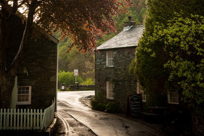 3-Day Lake District Explorer Small-Group Tour from Edinburgh - Two nights in town, with a little homework required
