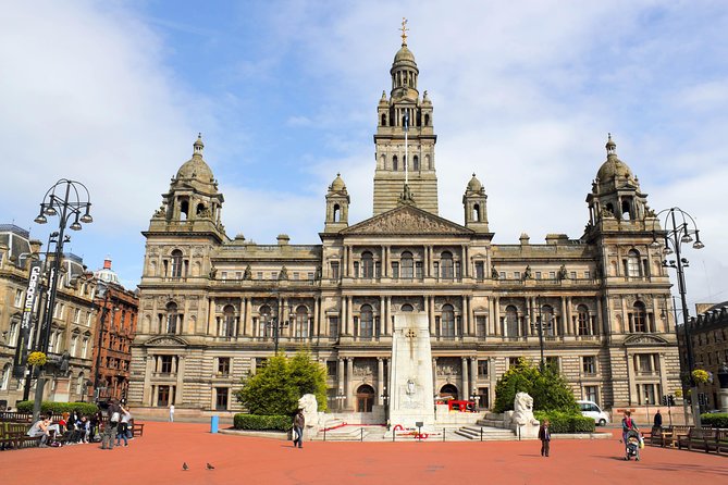 3-Hour Private Glasgow Essentials Tour - George Square sets the scene in 20 minutes