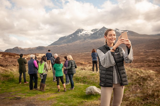 4-Day Isle of Skye and Highlands Small-Group Tour from Edinburgh - Glenfinnan Viaduct and the ferry to Skye