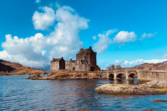 4-Day Isle of Skye & Jacobite Steam Train (train ride included) - Day 1: Loch Lomond, Glencoe, and Fort Augustus