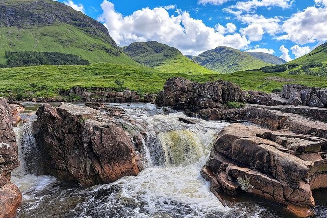 5 Day Classic Tour of Scotland - Day 2: Ferry to Skye and the Trotternish Ridge