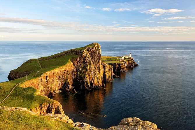 5-Day Highland Explorer and Isle of Skye Small-Group Tour from Edinburgh - Day one: Dunkeld Cathedral and the road to Ullapool