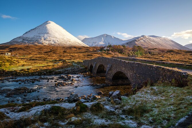 5-Day Isle of Skye, Loch Ness & Inverness From Edinburgh - Day 1: The Kelpies, Stirling country, Glencoe, and Oban