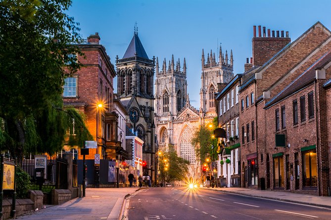 5-Day York, Lake District & Hadrian's Wall Tour from Edinburgh - Day two: York freedom or the North York Moors