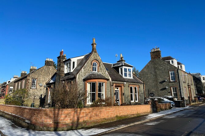 5 Days English Speaking Course Around Edinburgh - Is $680 good value?