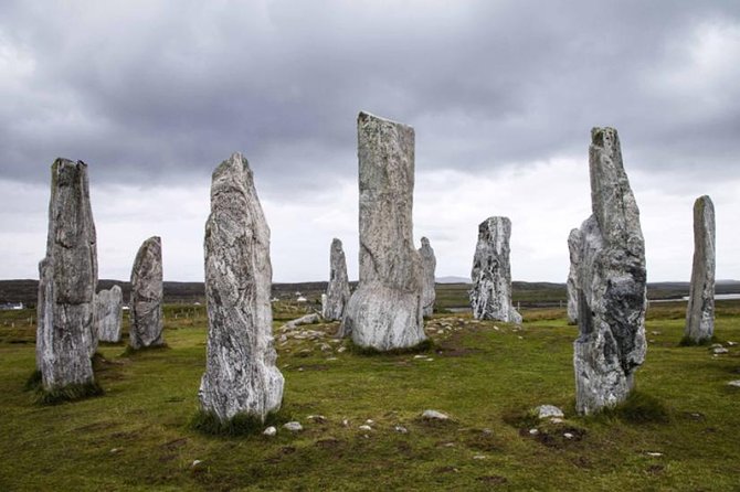 6-Day Outer Hebrides and Isle of Skye Small-Group Tour from Edinburgh - Day three, blackhouses and a stone fort