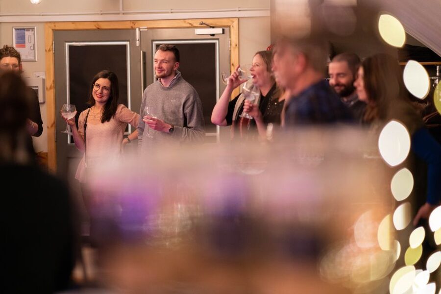 Aberdeen: Gin Distillery Discovery Tour with Welcome Drink - A Look Behind the Production Area