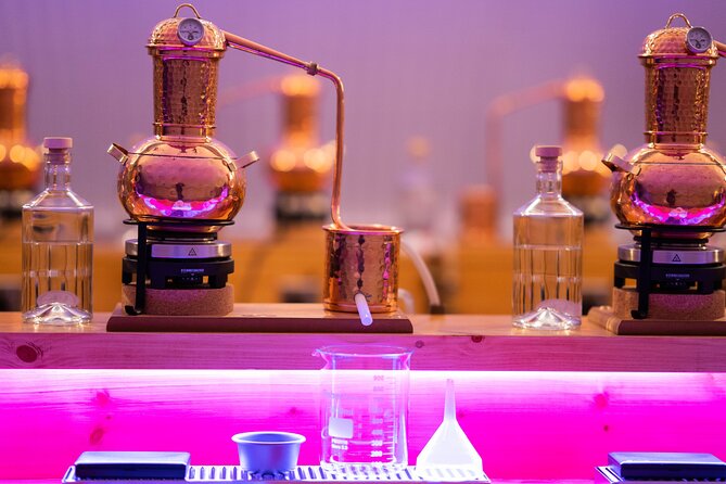 Aberdeen’s Distillery Discovery Tour - Tasting London Dry and fruit gins