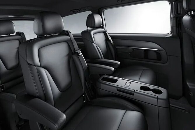Arrival Transfer Edinburgh Airport EDI to Edinburgh by Minivan - Why This Transfer Makes Sense After a Long Flight