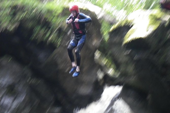 Canyoning Half-Day Trip at Keltneyburn from Aberfeldy - Who should book this Aberfeldy adventure