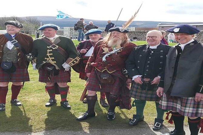 Cawdor Castle, Standing Stones, Culloden and Loch Ness - The small van and the human side of the tour