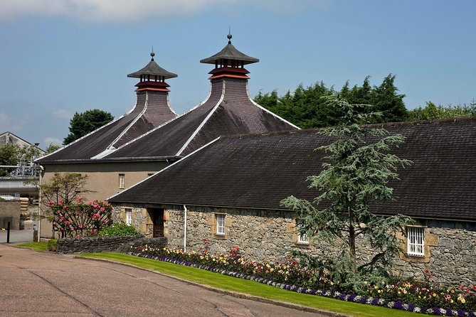 Clan Tour - of Speyside Distilleries - The Speyside Cooperage and the work behind the dram