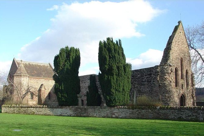 Clan Tour - OUTLANDER series and Loch Ness - Culloden House and Bonnie Prince Charlie