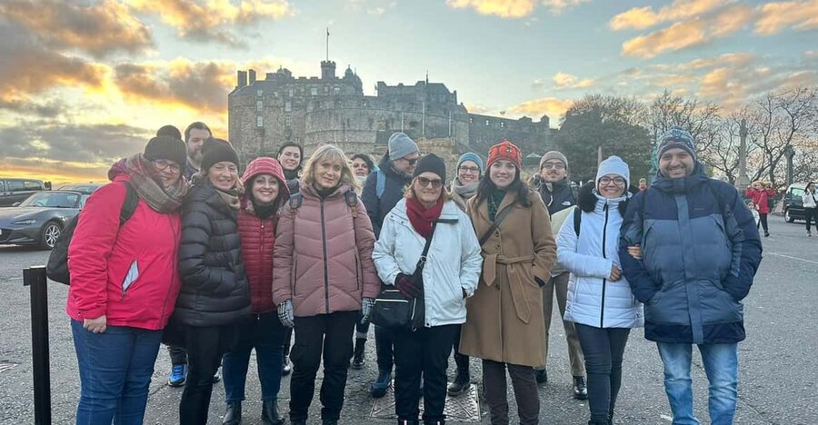 Classic Old Town Tour - Edinburgh Castle and the royal viewpoint