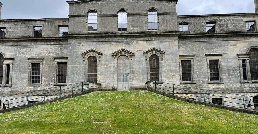 Codebreakers' Choice: Rosslyn Chapel & the Da Vinci Code - Castlelaw Hillfort and the first glimpse of ancient Scotland