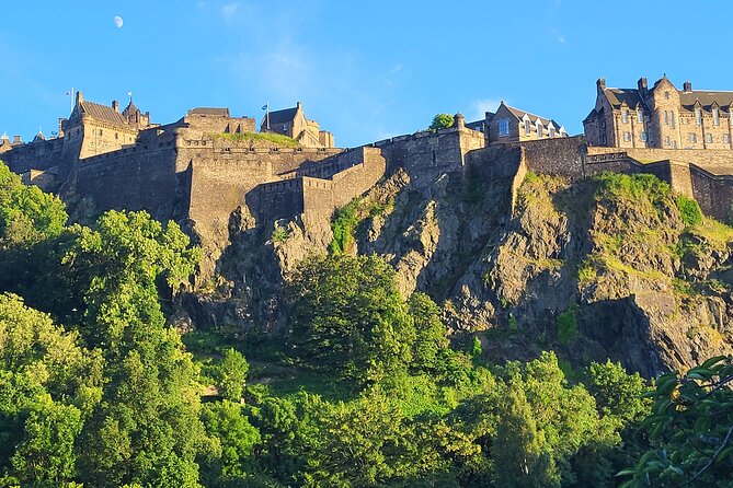 Day Tours & Shore Excursions Glasgow, Greenock & across Scotland - Kelvingrove Art Gallery and Museum