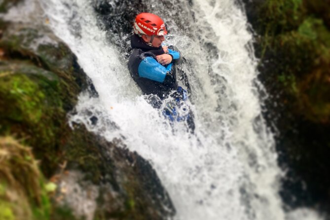 Discover Canyoning in Dollar Glen - Warm kit and safety support