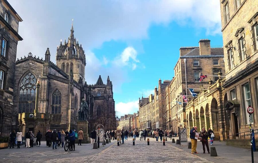 Edimbourg : Visite guidée privée en français avec Clémentine - Key points to know before booking