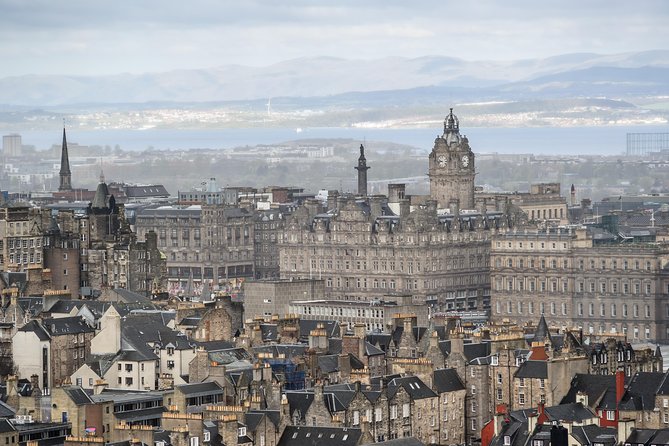 Edinburgh 3 Hour Walking Tour Italian Tour Guide - Why this Italian walk works well as a first look at Edinburgh