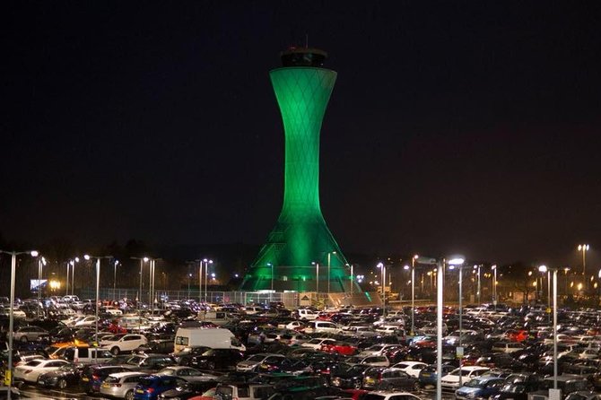 Edinburgh Airport to Edinburgh City plus return journey private transfer - A private car makes the 20 to 59 minute ride easier