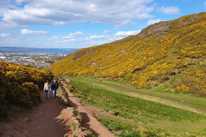 Edinburgh: Arthur's Seat Hike with Local Guide - Starting at Holyrood Palace