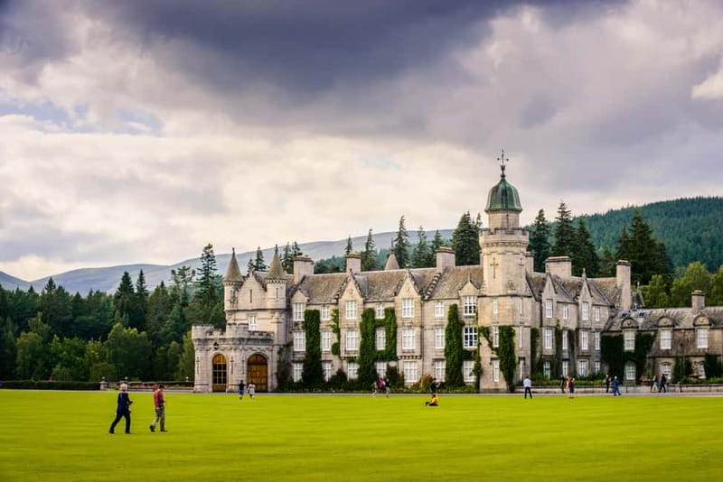 Edinburgh: Balmoral Castle and Scone Palace Royal Tour - Why this royal route works so well from Edinburgh