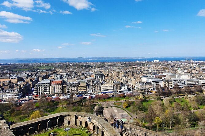 Edinburgh Castle Highlights Tour with Tickets, Map, and Guide - Meeting at the David Hume Statue on the Royal Mile