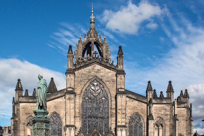 Edinburgh Castle & Old Town Small Group Guided Tour - Meeting at the David Hume Statue