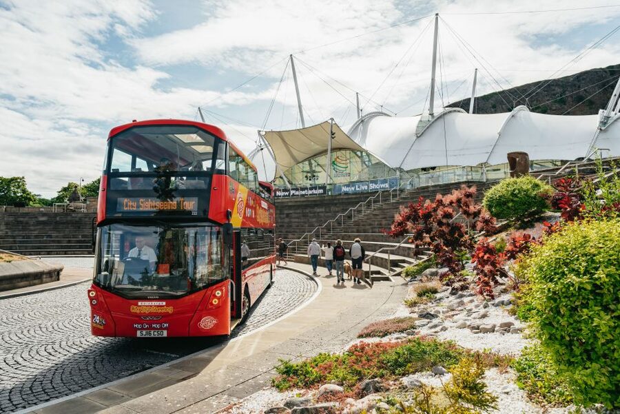 Edinburgh: City Sightseeing Hop-On Hop-Off Bus Tour - Canongate, Holyrood Palace, and Dynamic Earth