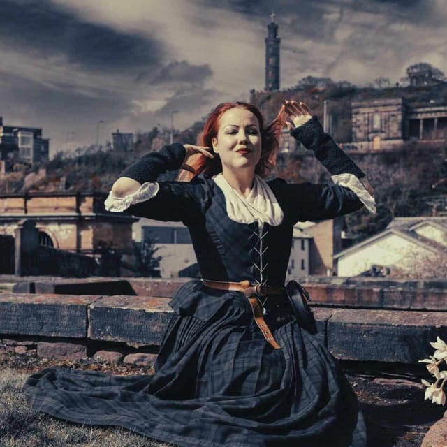 Edinburgh: Crime and Punishment Walking Tour - Royal Mile, Parliament Square, and the city’s public stage