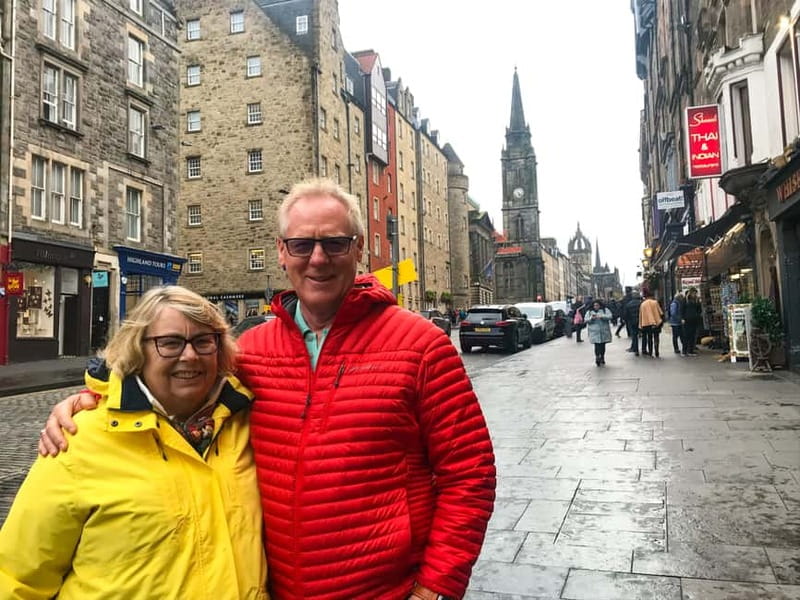 Edinburgh: Custom Highlights & Hidden Gems Tour with a Local - Why a private Edinburgh walk can be worth the price