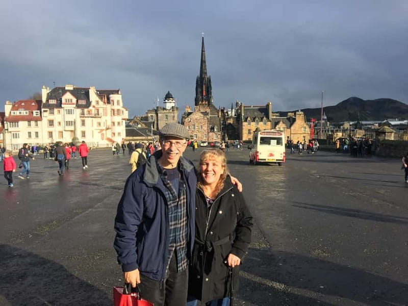 Edinburgh: Custom Highlights & Hidden Gems Tour with a Local - Building your route before you arrive