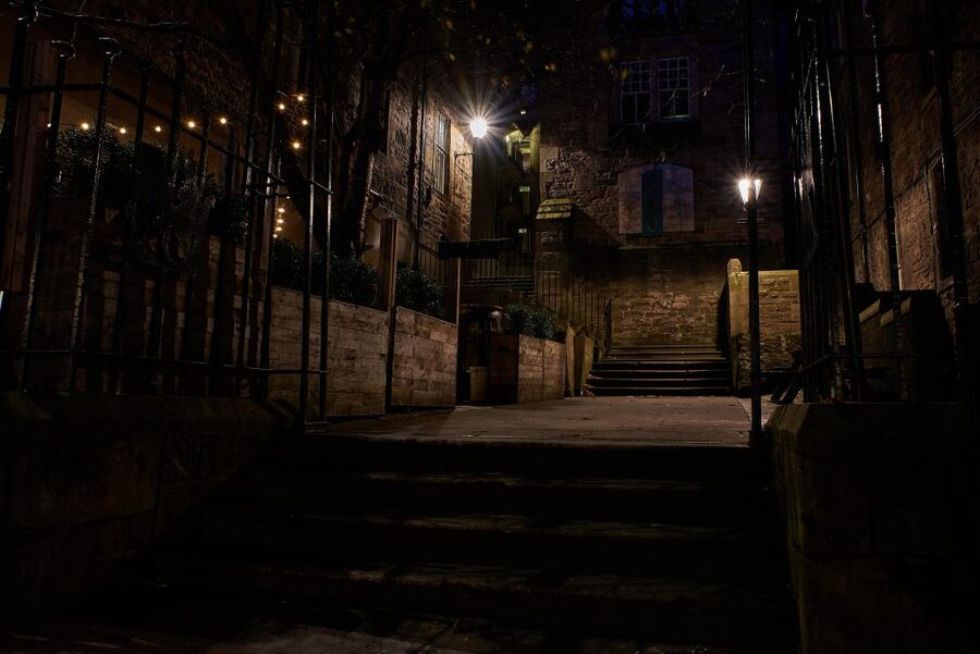 Edinburgh: Dark Secrets of the Old Town Ghost Walking Tour - Old Calton Cemetery and the Best City Views