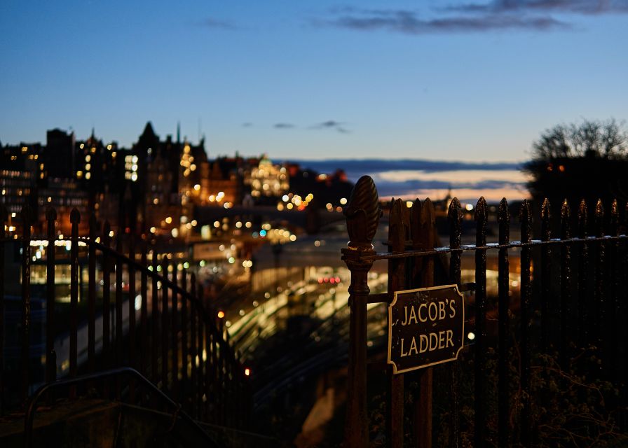 Edinburgh: Dark Secrets of the Old Town Ghost Walking Tour - Plague, Faeries, and Seventeenth-Century Edinburgh