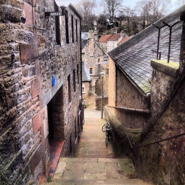 Edinburgh: Dean Village and Circus Lane Walking Tour - Starting beside Sir James Young Simpson