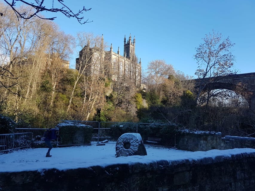 Edinburgh: Dean Village and Circus Lane Walking Tour - What the guides add to the walk