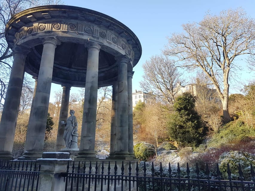 Edinburgh: Dean Village and Circus Lane Walking Tour - Entering Dean Village and its old mill district