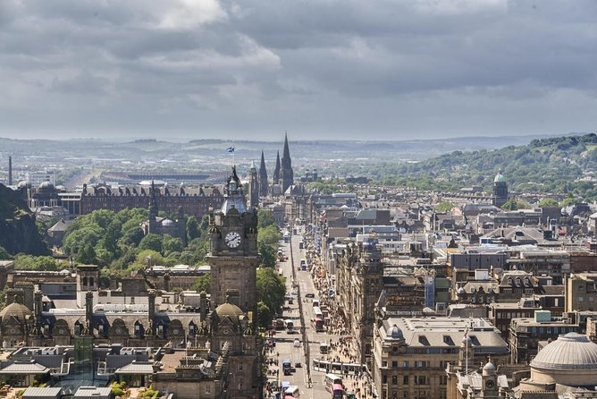 Edinburgh: Dean Village Circus Lane Walking Tour with a Local - Stockbridge Market and Sunday timing