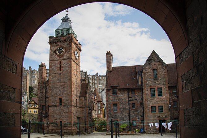 Edinburgh: Dean Village & New Town Walking Tour - Princes Street Gardens and the Scott Monument
