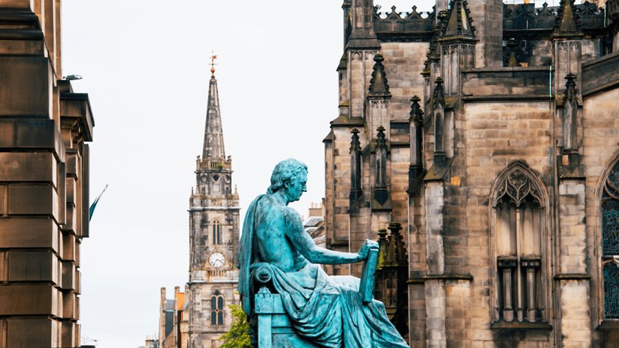Edinburgh: Discover Edinburgh's Old Town Walking Tour - Key points to know before booking