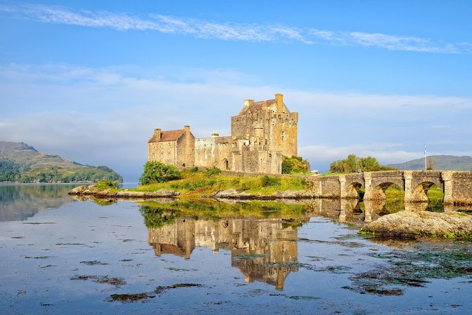 Edinburgh: Eilean Donan, Loch Ness & Glenfinnan 2-Day Tour - Inveraray gives the first proper stop