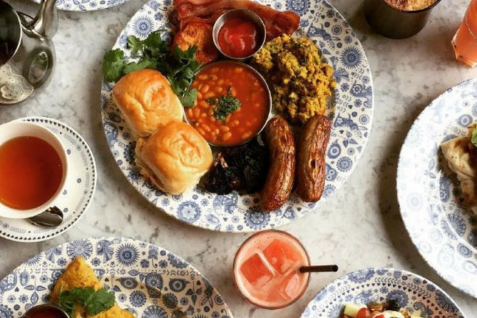 Edinburgh Food Tour with a Local Foodie Custom & Private - How much food do you actually get?