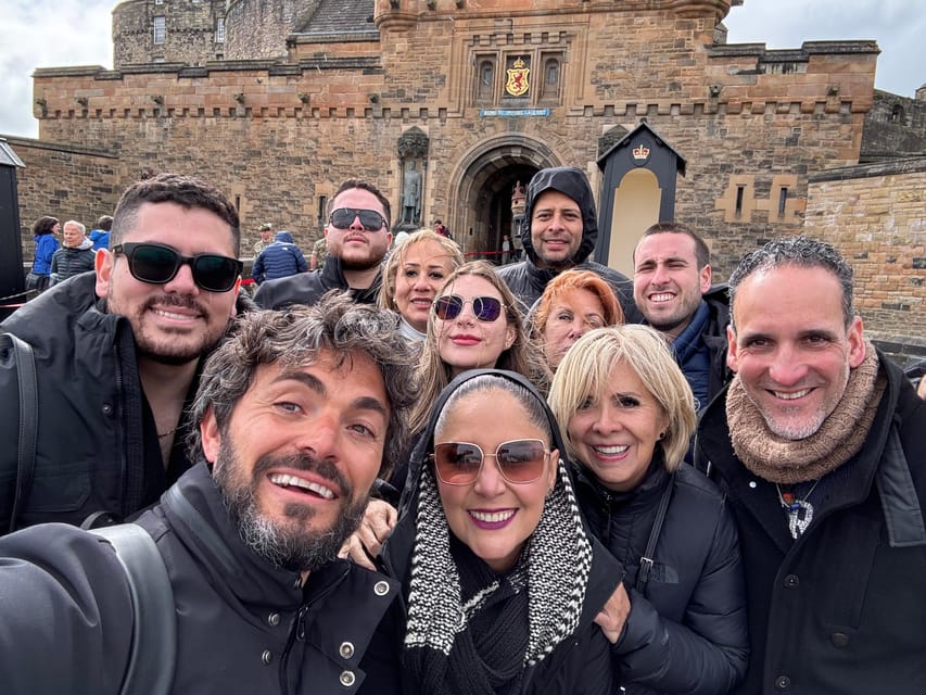 Edinburgh: Full-Day Walking Tour with Edinburgh Castle - How the guides shape the day