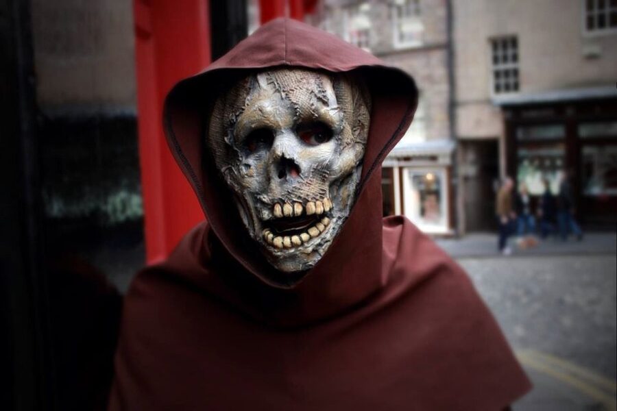 Edinburgh Ghosts & Gore Walking Tour - Key points to know before you book
