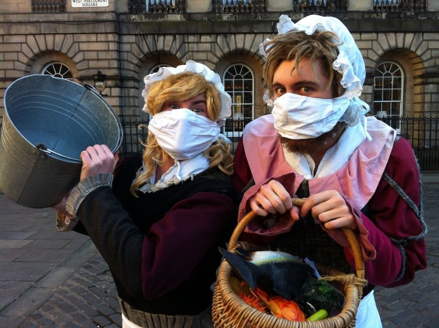 Edinburgh Ghosts & Gore Walking Tour - Witchcraft, plague, punishments, and invasion