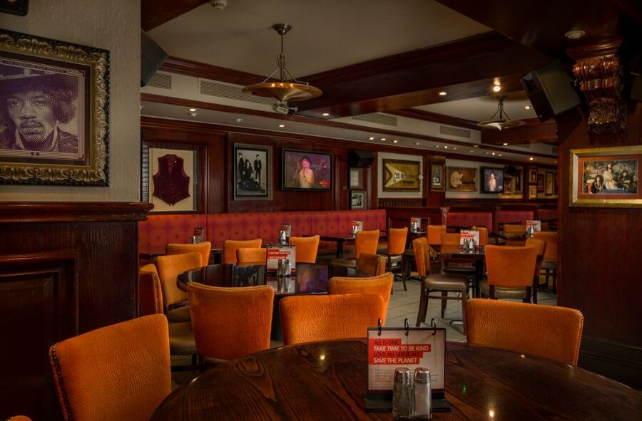 Edinburgh: Hard Rock Cafe with Set Menu for Lunch or Dinner - Practical details before you go
