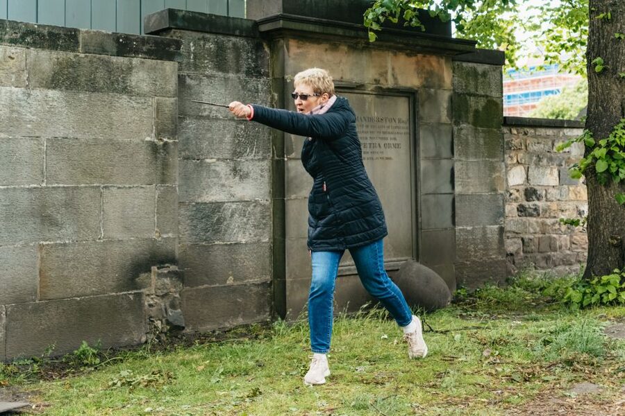 Edinburgh: Harry Potter Magical Guided Walking Tour - Meeting at the William Chambers Monument